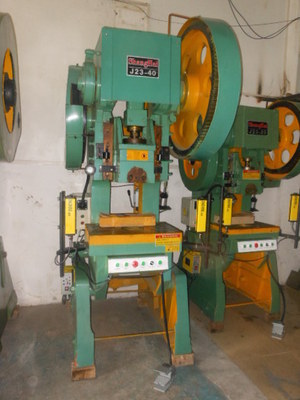 批發(fā)沖床 現(xiàn)貨J23-40T普通壓力機沖床 - 批發(fā)沖床 現(xiàn)貨J23-40T普通壓力機沖床廠家 - 批發(fā)沖床 現(xiàn)貨J23-40T普通壓力機沖床價格 - 深圳市貴恒機械 - 